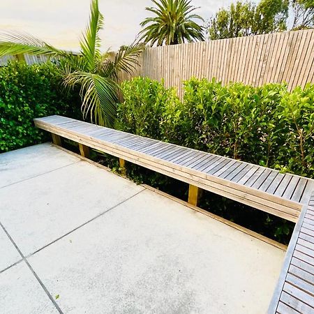 Deluxe Downtown Mount Maunganui Villa Exterior foto